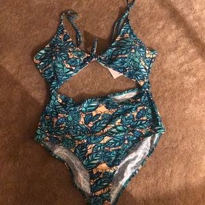 Cupshe Cutout One Piece Swimsuit XL